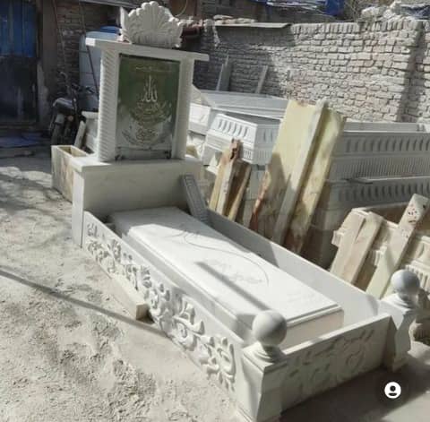ارائه خدمات ترمیم و اصلاح سنگ مزار