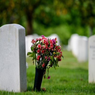 تولید تخصصی سنگ قبر با تنوع طرح و متریال در شهر سنگ تهران